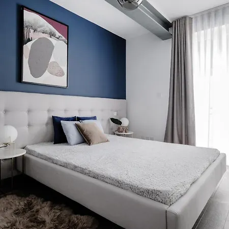 Million Sunsets Luxury Apartment *