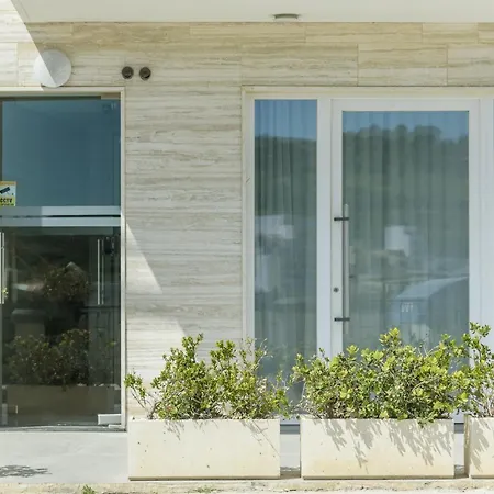 Million Sunsets Luxury * סיינט פול ביי