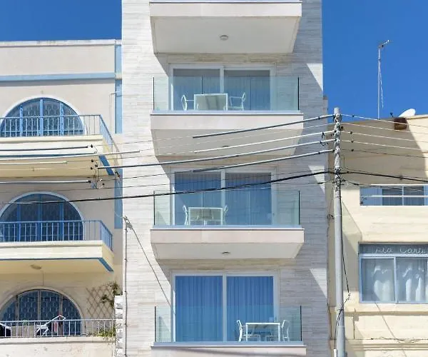 Million Sunsets Luxury Apartament